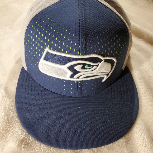 nike seahawks hat